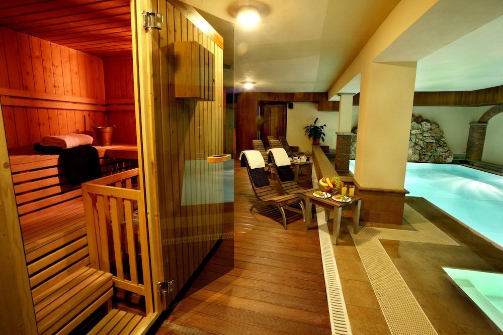 Hotel Maison Saint Jean Курмайор Экстерьер фото