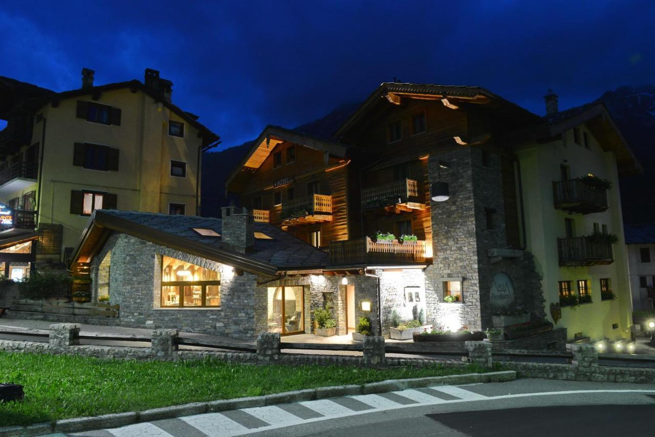 Hotel Maison Saint Jean Курмайор Экстерьер фото